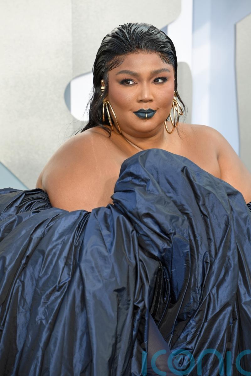 Lizzo leads the best fashion looks from the MTV VMAs red carpet