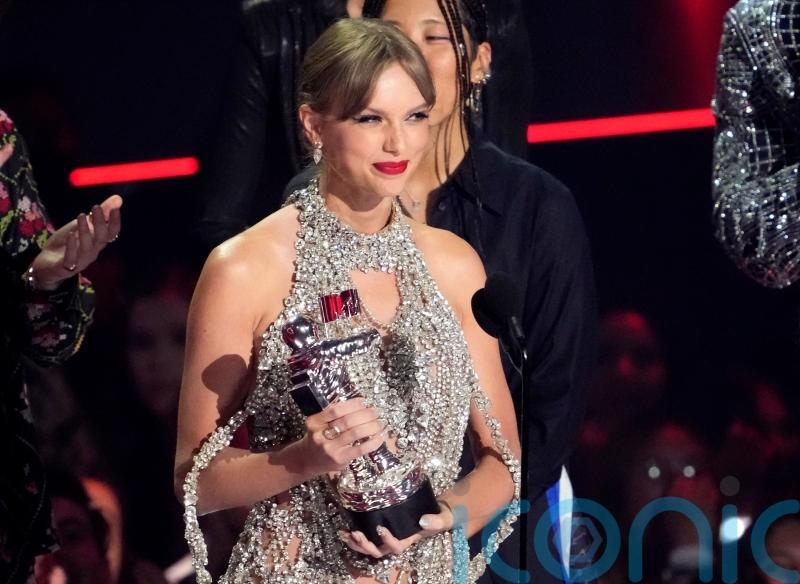 Taylor Swift announces new album as she scoops top MTV VMA prize