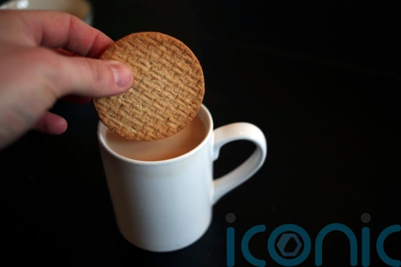 Tea associated with a lower risk of mortality, research suggests