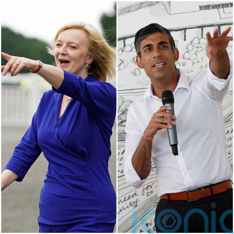 Either Truss or Sunak to be appointed PM at Balmoral, as race draws to a close