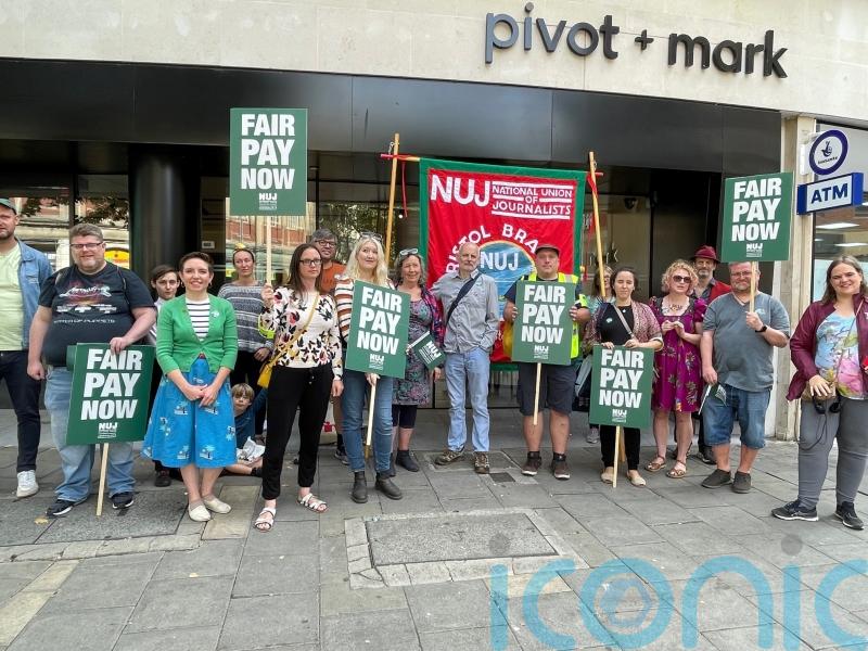 Dividends paid to Reach shareholders would fund 7% pay rise, union says