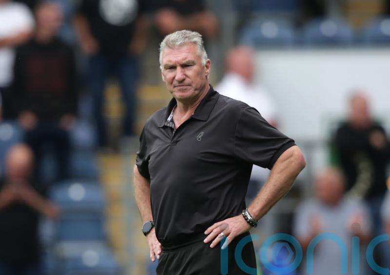 Nigel Pearson hails ‘infectious’ Nakhi Wells after double against Blackburn