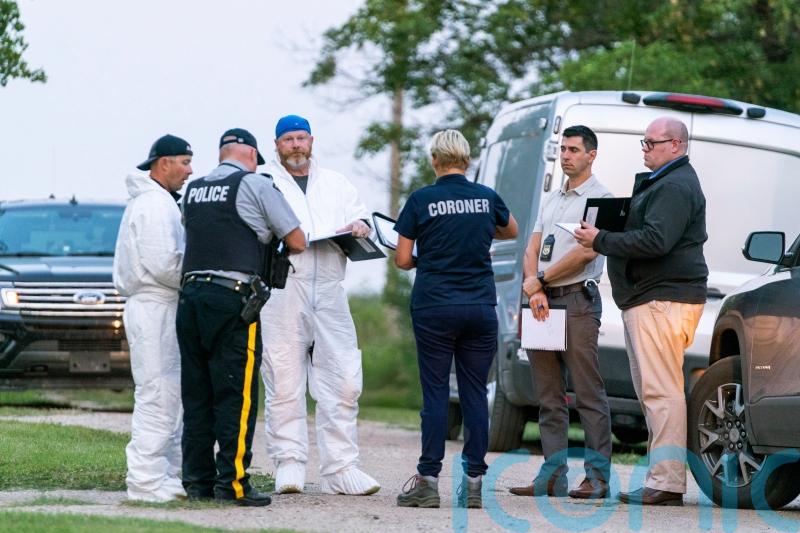 Canadian police hunt for suspects after 10 stabbed to death