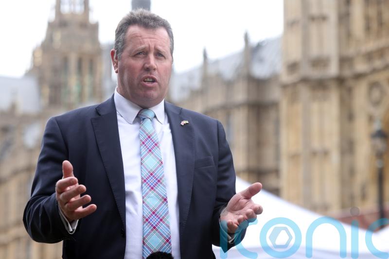 Labour accuses Conservative Government of ‘pulling its own business’