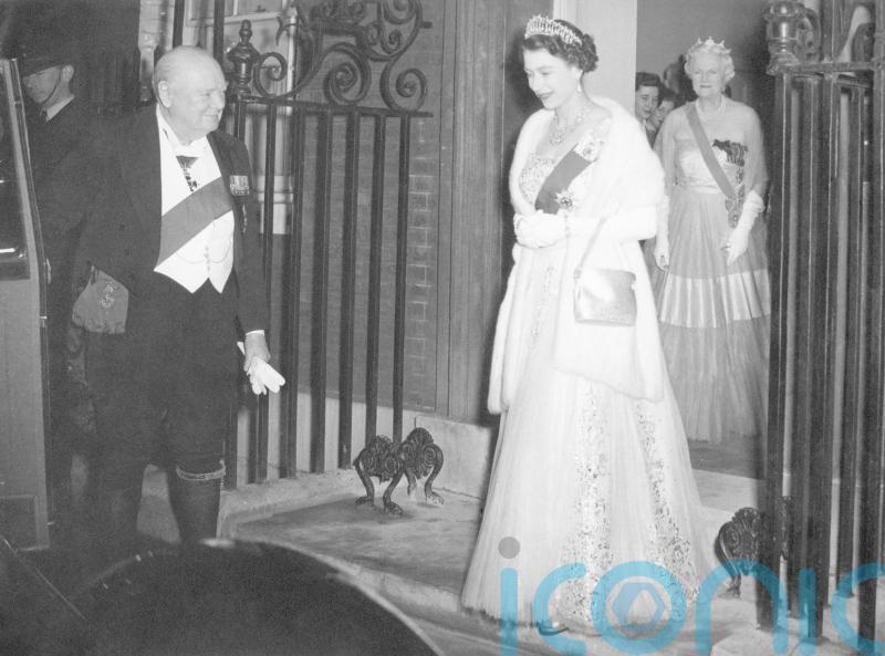 Churchill loved the Queen, says former PM’s grandson