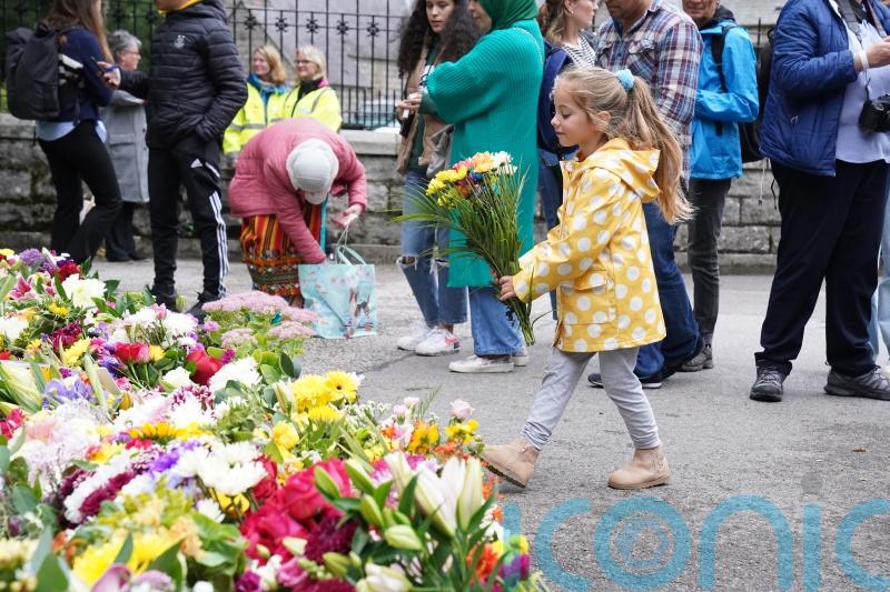 Mourners urged to use park-and-ride service to reach Balmoral
