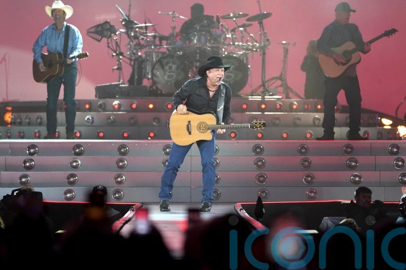 Garth Brooks thrills fans at long-awaited Dublin concert