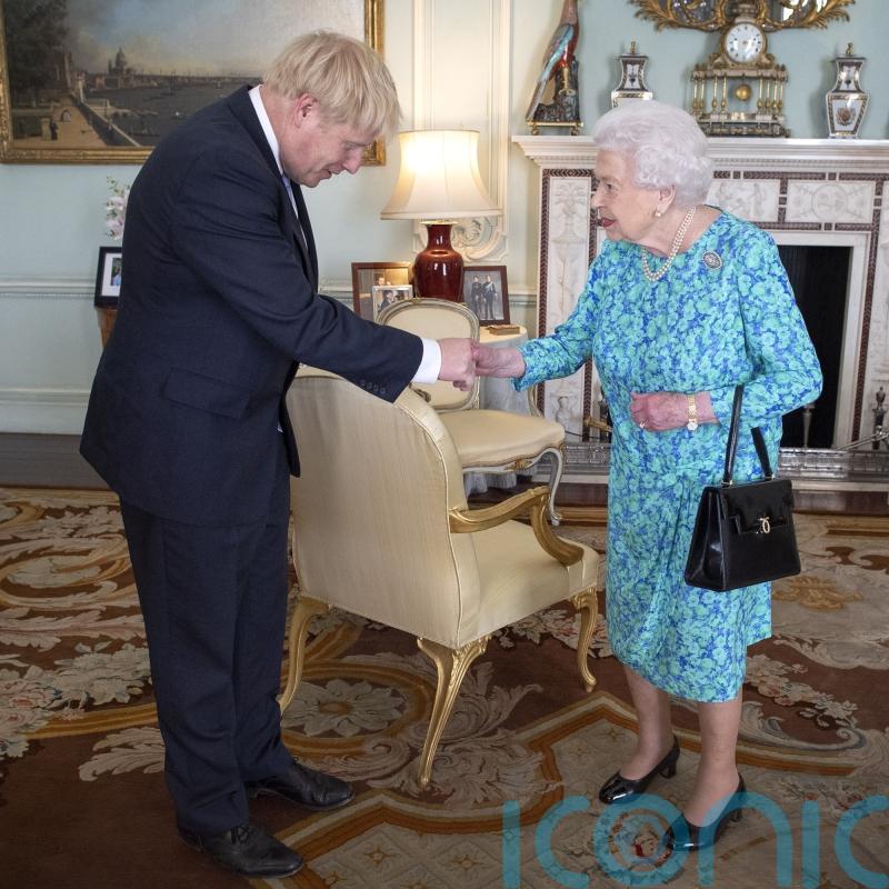 Queen ‘on it’ but clearly not well during final meeting, says Boris Johnson