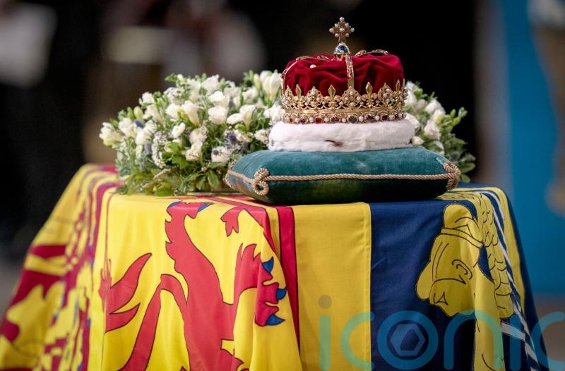 People urged to not to camp or wait ahead of Queen’s lying in state procession