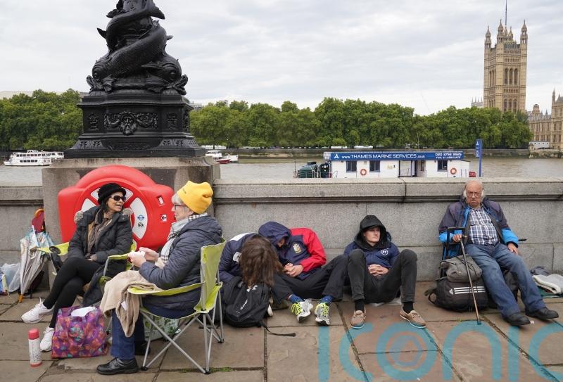 Thousands prepare to pay respects in queue with capacity to reach 10 miles