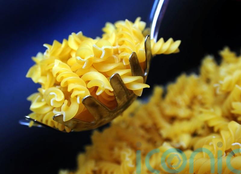 ‘People in their 30s could be developing diabetes and should cut carbs’