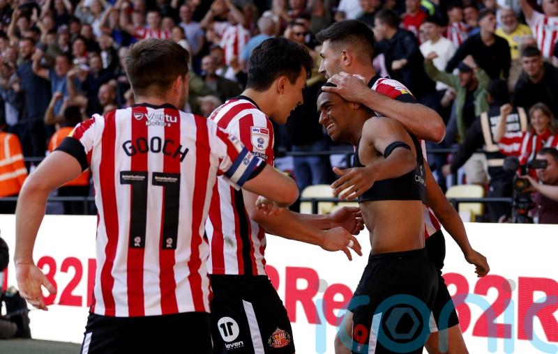 Sunderland hit back twice to draw at Watford