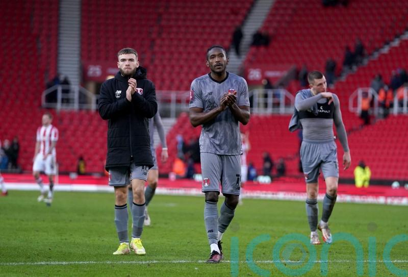 Omar Beckles goal sees off Walsall to extend Leyton Orient&rsquo;s lead at the top