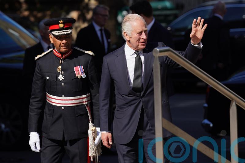 King says ‘encouraging’ policing plans for Operation London Bridge are working