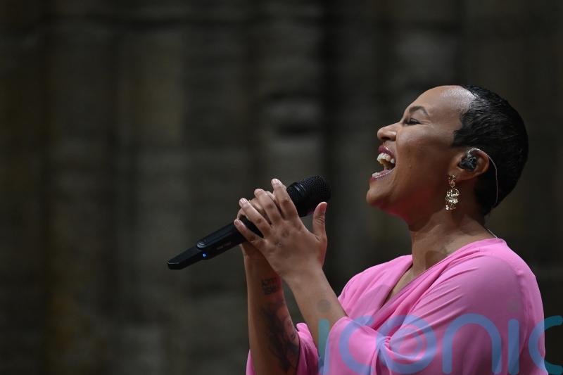 ‘I said yes!’ – Emeli Sande announces engagement to girlfriend