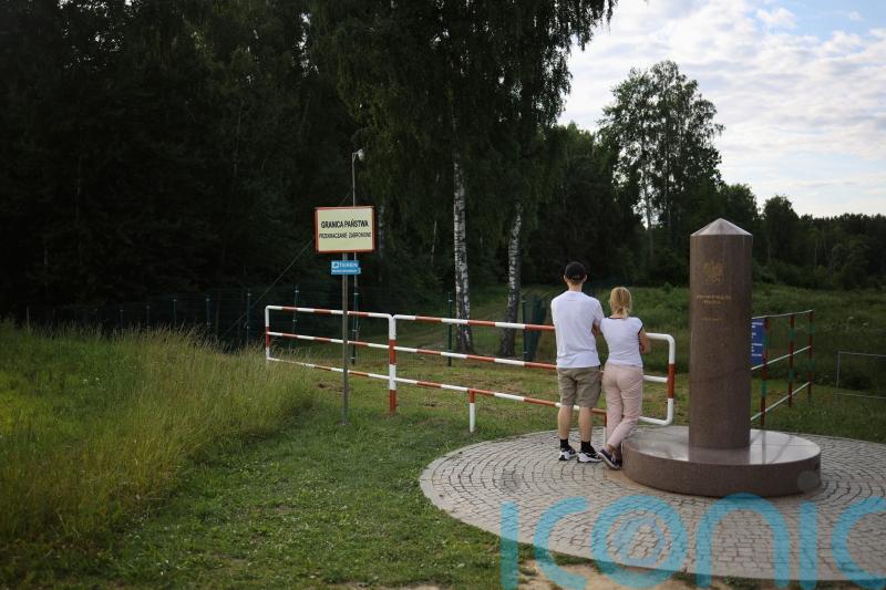 Baltics say no to automatic asylum for Russians fleeing draft
