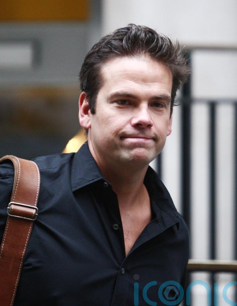 Lachlan Murdoch opens defamation lawsuit against Australian website