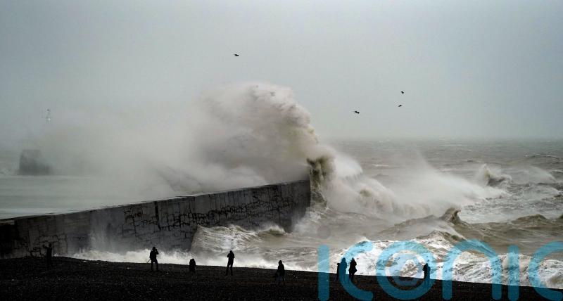 Weather predicted to turn autumnal for UK in coming week