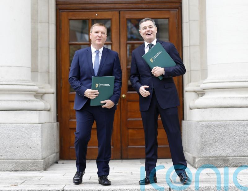 Government unveils 11 billion euro budget package to stem rising cost of living