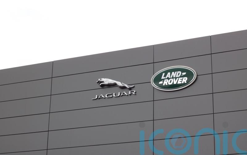 Jaguar Land Rover to train 29,000 staff to work on electric cars