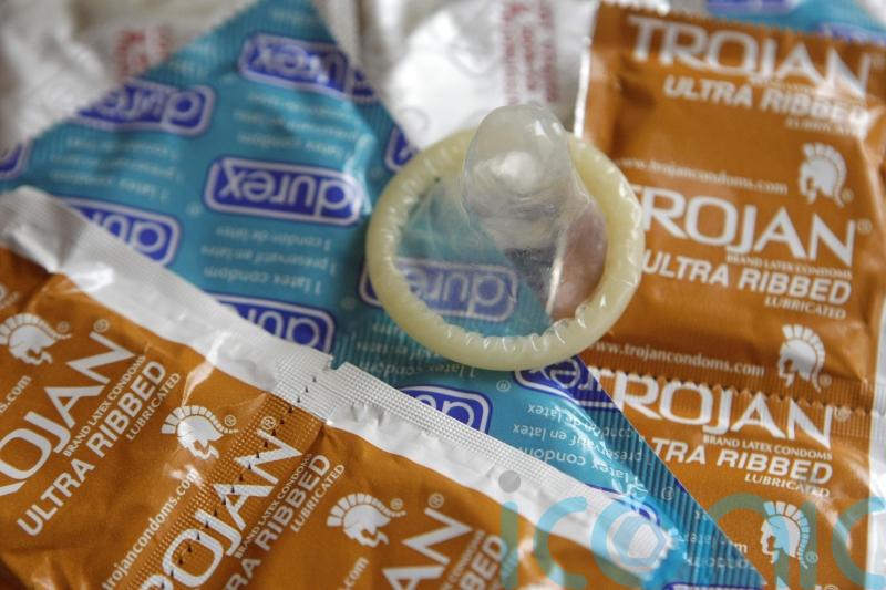 Safe sex texts do not stop young people getting STIs, study finds