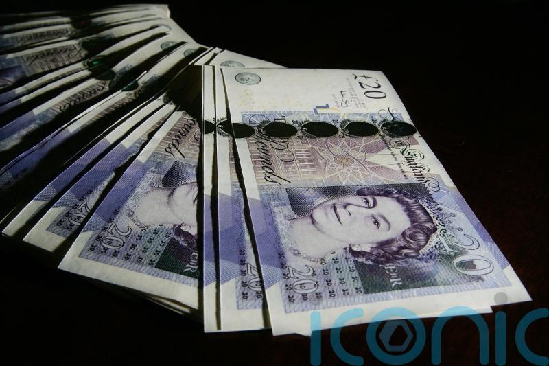 Consumers warned Friday is last day paper banknotes can be spent