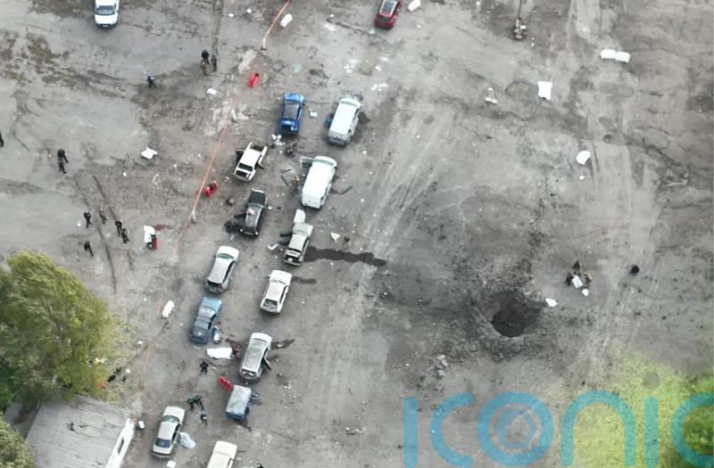 Russian strike kills 30 people in civilian convoy