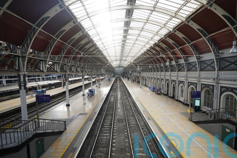 Bid for new train service between Wales and London