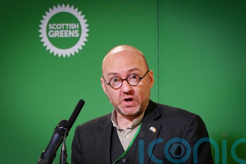 Rent freeze strikes right balance between tenants and landlords – minister