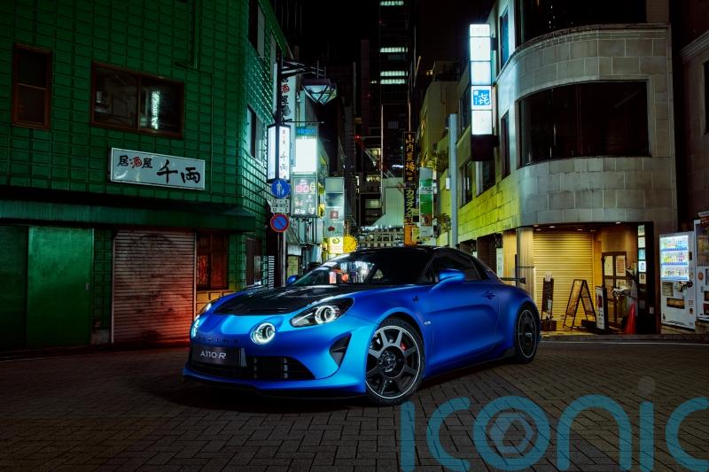 Alpine unveils range-topping A110 R with new ‘track-focused’ approach