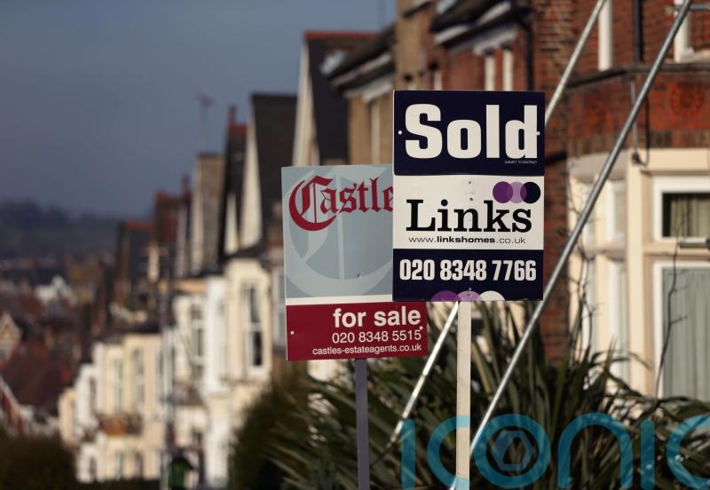 Average two-year fixed-rate mortgage hits 6% for first time since 2008