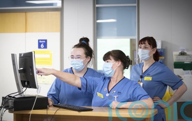Nurses start voting on strikes over pay