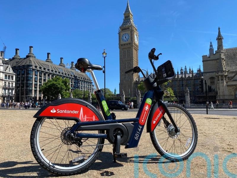 Transport for London adds electric bikes to hire scheme