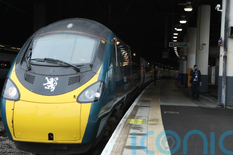 Andy Burnham: Remove Avanti’s contract unless trains are reinstated soon