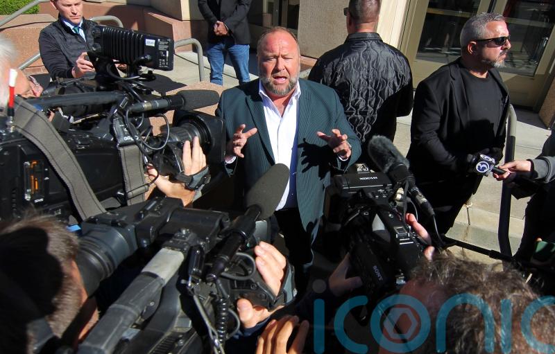 Closing arguments held in Alex Jones’ Sandy Hook trial