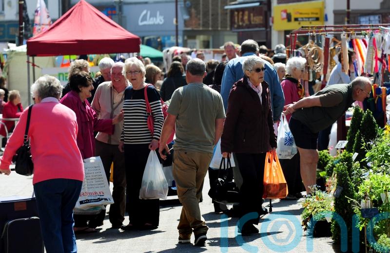 Two in five households ‘on track for a moderate income in retirement’