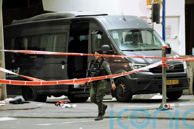 Palestinian gunman wounds two Israelis in Jerusalem shooting