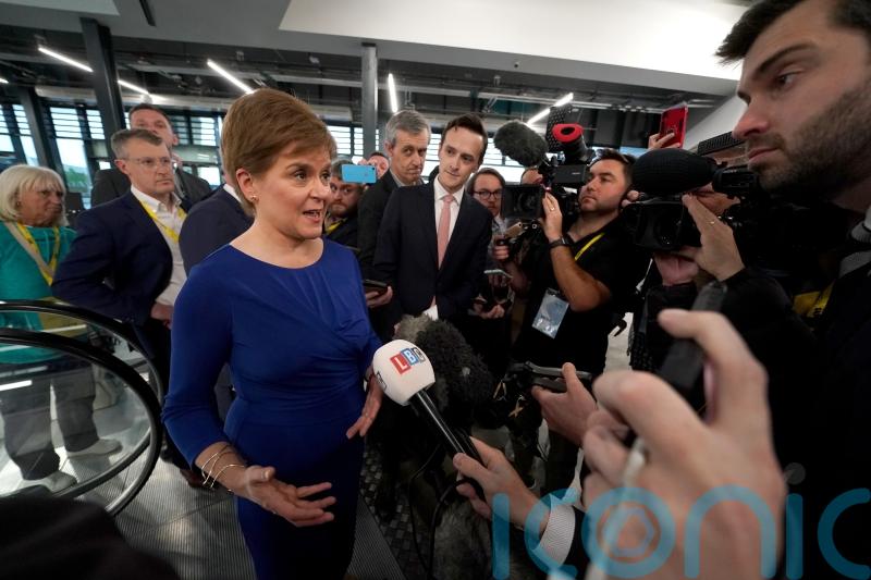 First Minister ‘hopeful and optimistic’ over Supreme Court referendum hearing
