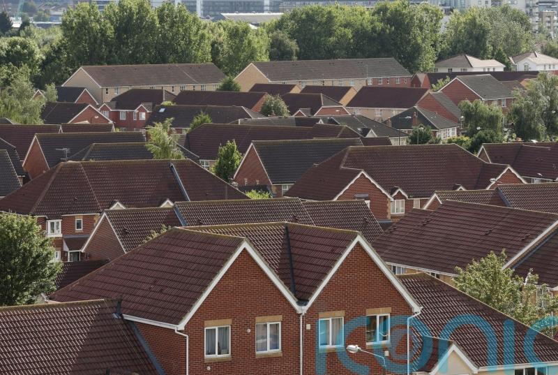 House price anxiety drags down consumer confidence – survey
