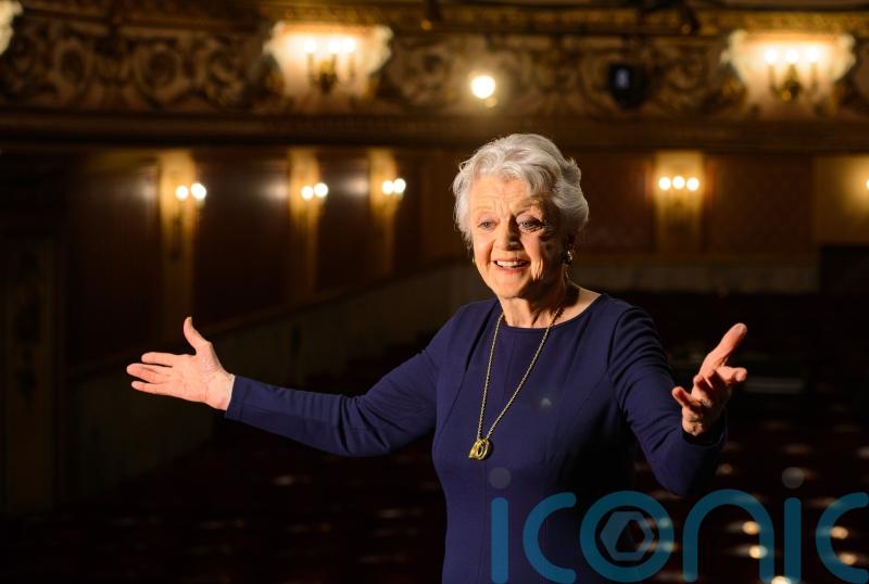 Amazing pictures of Dame Angela Lansbury throughout her life