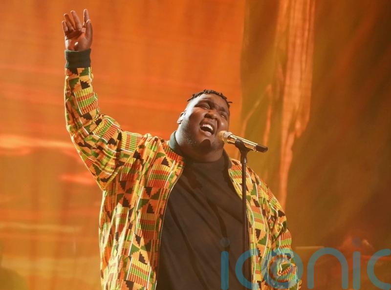 American Idol finalist dies in crash