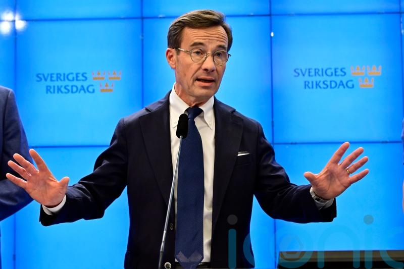 Swedish parties make deal to govern with hard-right support