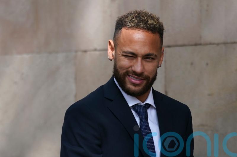 ‘My father handles everything’, Neymar tells fraud trial
