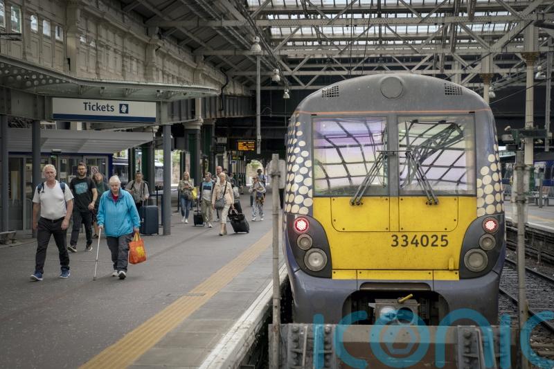 Jenny Gilruth: Minimum service level transport Bill is threat to devolution