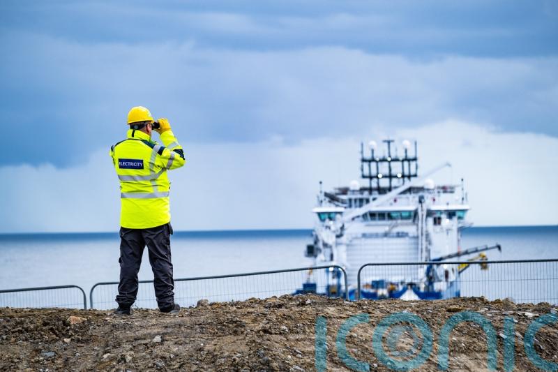 First part of 162-mile cable linking Shetland to national grid makes landfall