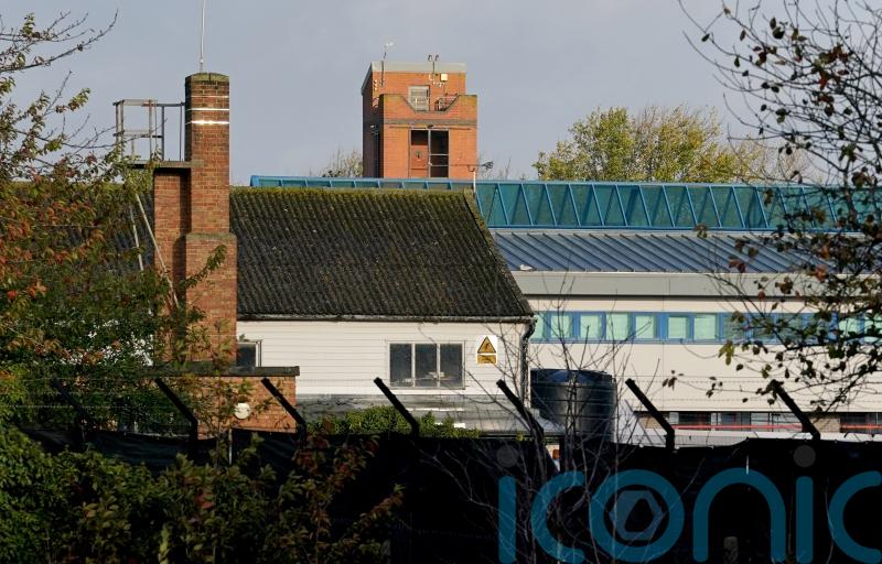 Asylum seekers ‘abandoned’ at London station