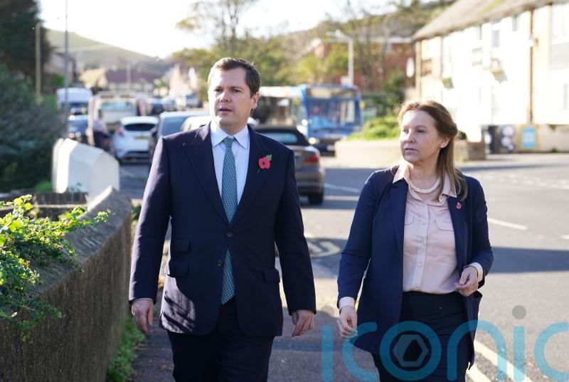 Residents say Jenrick ‘shocked’ by scale of migrants arriving in Dover area