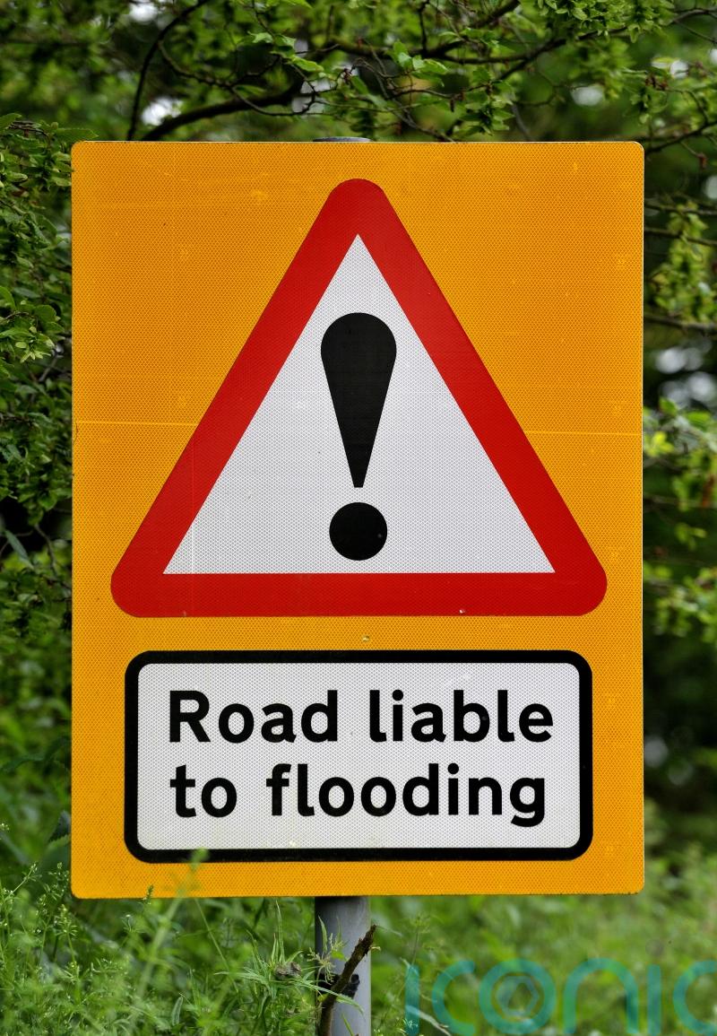 Environment Agency warns UK can still suffer from floods during drought