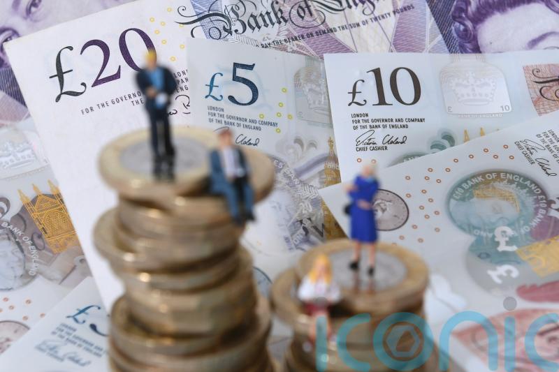 Unacceptably high levels of fraud and error in benefits spending, says watchdog