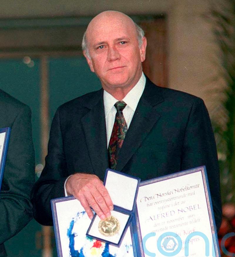 FW de Klerk&rsquo;s Nobel Peace Prize medal stolen